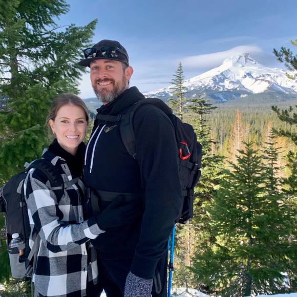 Profile Picture of Lauren Strauch (@laurstra) on Poshmark