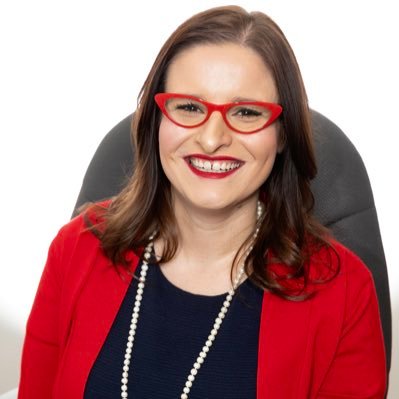Profile Picture of Andreea Cojocariu (@AndreeaC_T) on Twitter