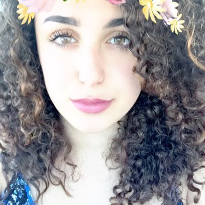 Profile Picture of Carrie Locklear (@carrielovespink) on Twitter