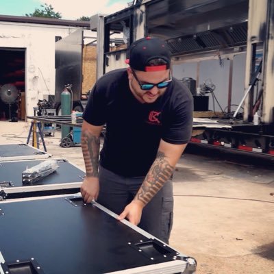 Profile Picture of Joshua 'TP' Davies (@TheTattedGenius) on Twitter