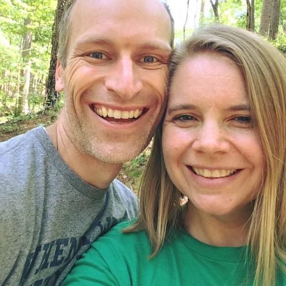 Profile Picture of Alisha Hewett (@alishahewett) on Poshmark