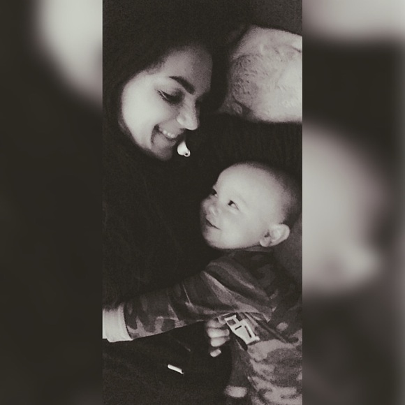 Andrea Sprankle - Poshmark Profile Picture of Andrea Sprankle (@andreatayler) on Poshmark