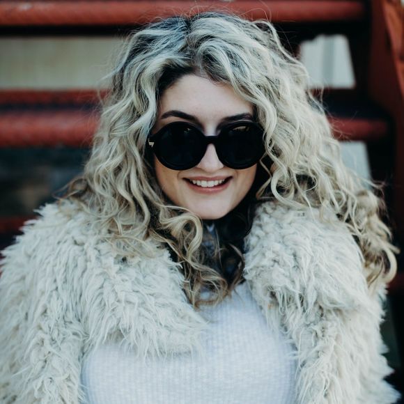 Profile Picture of Hayley Eicher (@hayleyeicher) on Poshmark