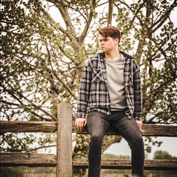 Profile Picture of Joshua Mayer (@josh_mayer926) on Poshmark