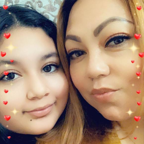 Profile Picture of Esperanza Torres (@esperanzator942) on Poshmark