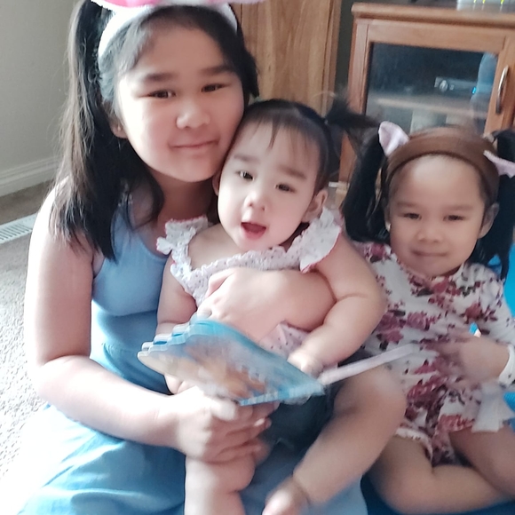 Profile Picture of Samtinell Quidato (@samtinell) on Poshmark