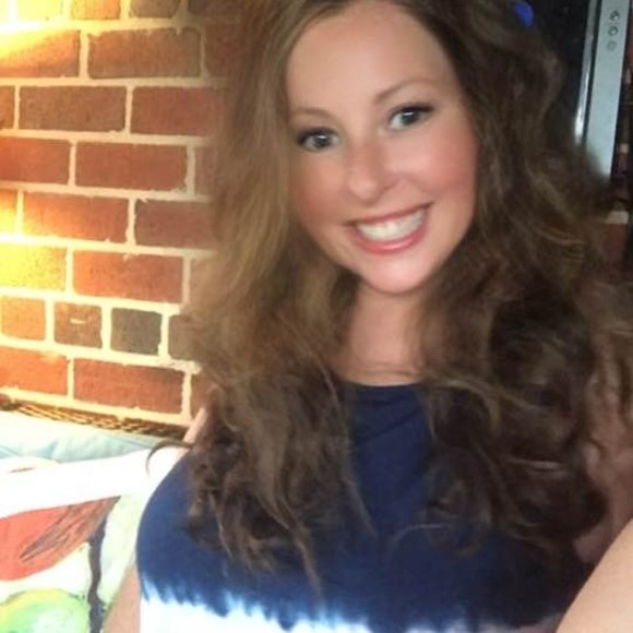 Profile Picture of Casey Stevenson (@caseyposh) on Poshmark