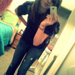 Profile Picture of Haley Forster (@h_airianna) on Myspace