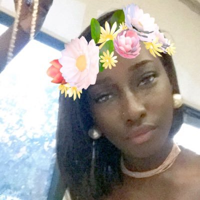 Profile Picture of NAE (@NaisaDenise_) on Twitter