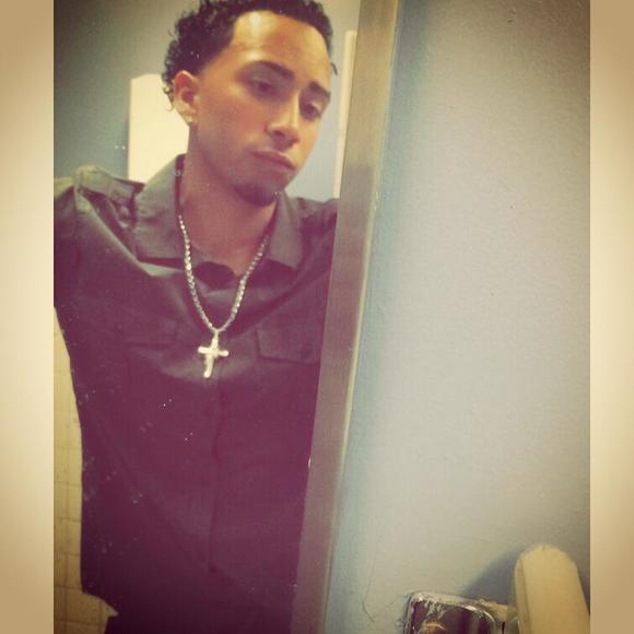 Profile Picture of Franklin Marmolejos (@frankiem92) on Poshmark