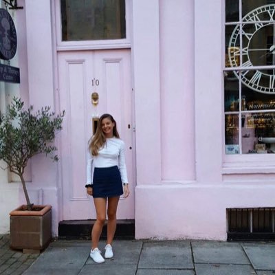 Profile Picture of Naomi Shaw (@NaomiPalmerShaw) on Twitter