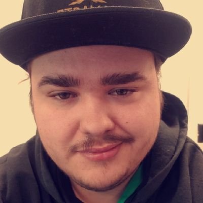 Profile Picture of Joey Cormier (@Pointless2k_) on Twitter