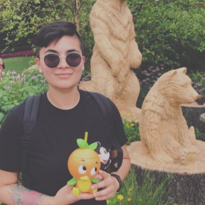 Profile Picture of Lillian Pineda (@veggiemouse) on Twitter