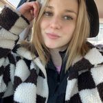 Profile Picture of Laurence Marcoux (@laurencemx) on Instagram