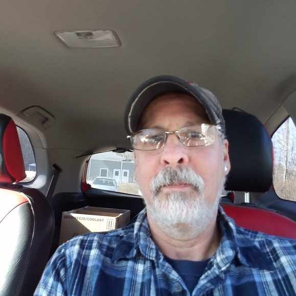 Profile Picture of Ricky Bailey (@ricky_bailey17) on Poshmark