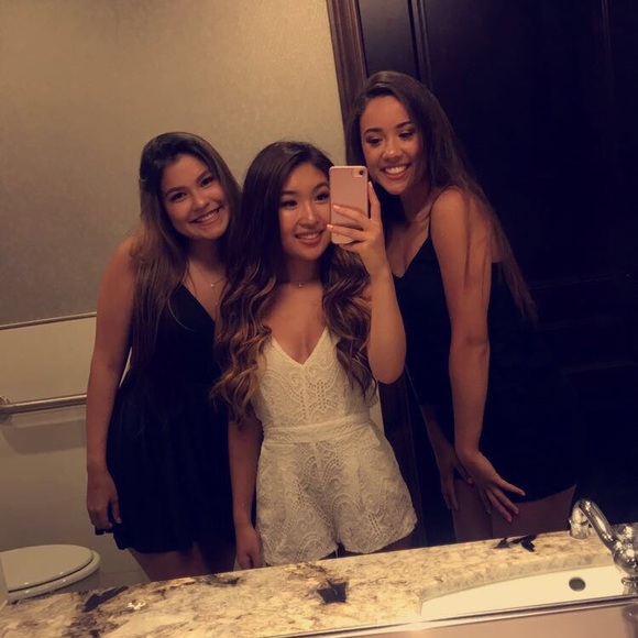 Profile Picture of Camille Nguyen (@omgtila) on Poshmark