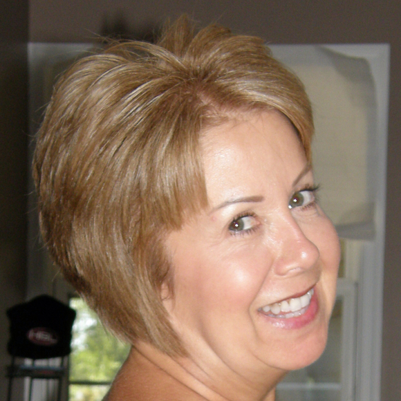 Profile Picture of Sharon Maccini (@smaccini) on Poshmark