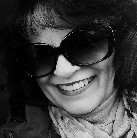 Profile Picture of Joyce Lewis (@joycelewis65) on Poshmark