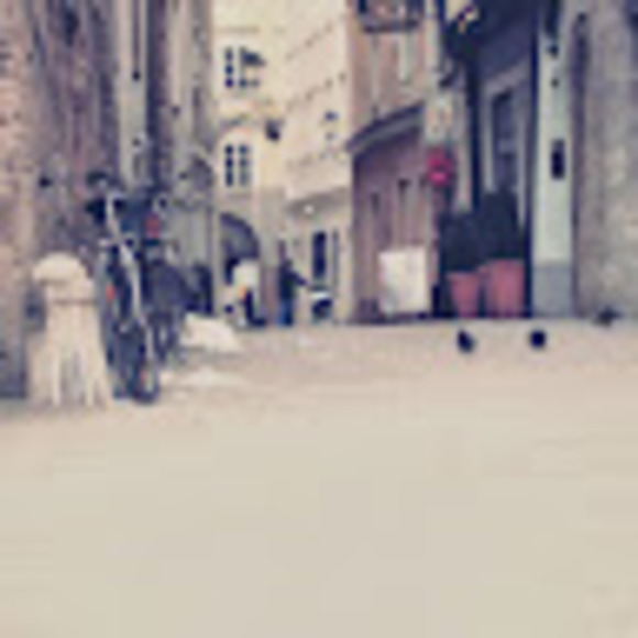 Profile Picture of Arjav Virani (@arjavvirani) on Poshmark