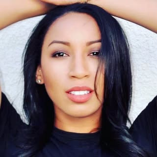 Profile Picture of Victoria Reina Sigloch (@msvictoriareina) on Instagram