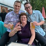 Profile Picture of Chris De Vries (@chrissansomdevries) on Instagram