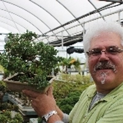 Profile Picture of Mike Dirk (@madmikesales) on Twitter