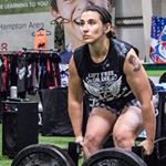 Profile Picture of Katie Carbonari (@captainlinkhogthrob) on Instagram