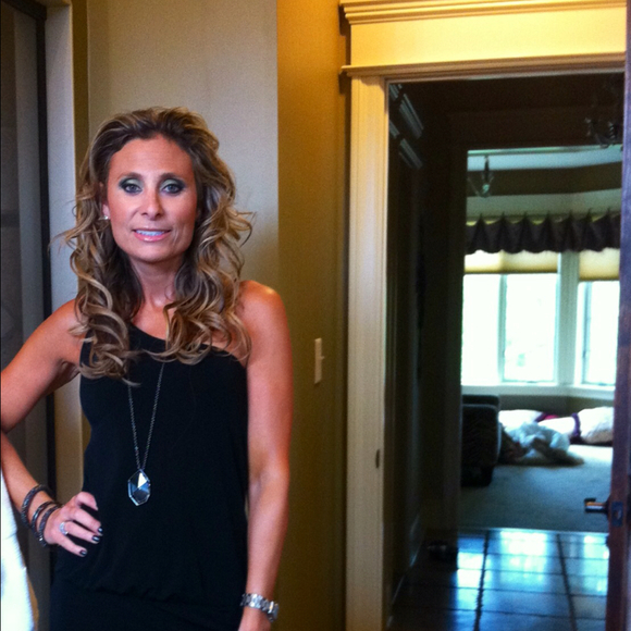 Melissa Raccuia - Poshmark Profile Picture of Melissa Raccuia (@mraccuia) on Poshmark