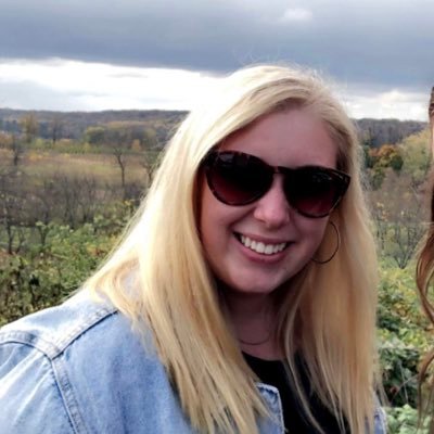 Jess Henrichs - Twitter Profile Picture of Jess Henrichs (@jhenrichs_15) on Twitter