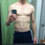 Profile Picture of Thomas Karp (@livingshirtless) on Instagram