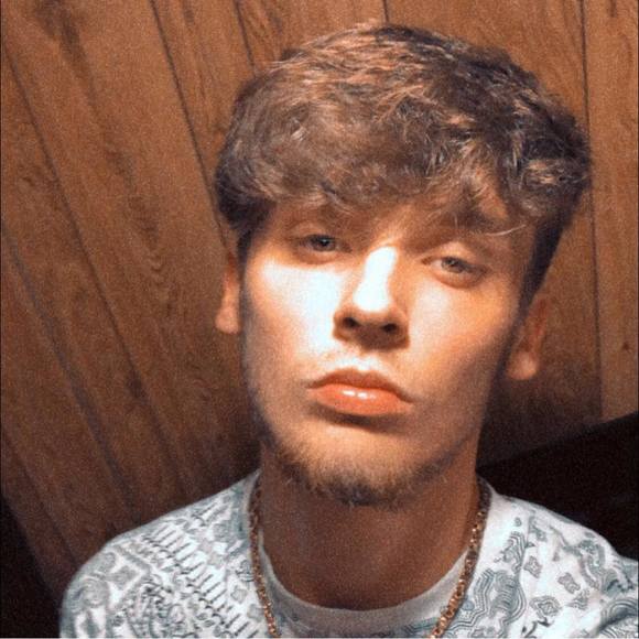 Profile Picture of Michael Duggan (@xjayd70) on Poshmark