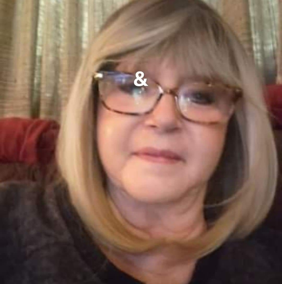 Profile Picture of Cheryl Miklaski (@luther12) on Poshmark
