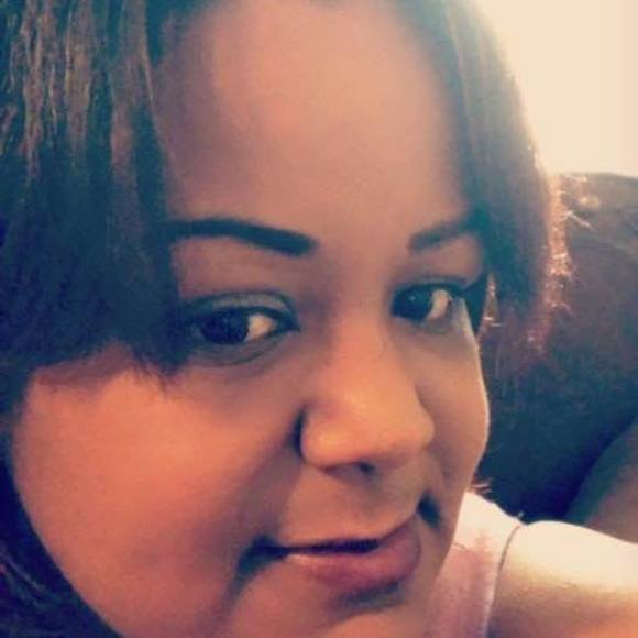 Profile Picture of Glennis Ventura (@glennis01) on Poshmark