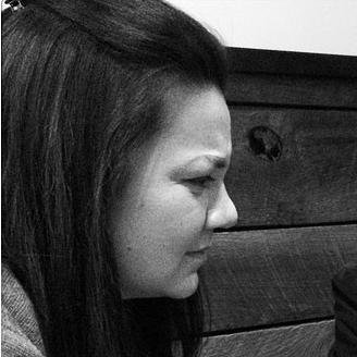 Profile Picture of Kim Middleton (@middlemiddlek) on Twitter