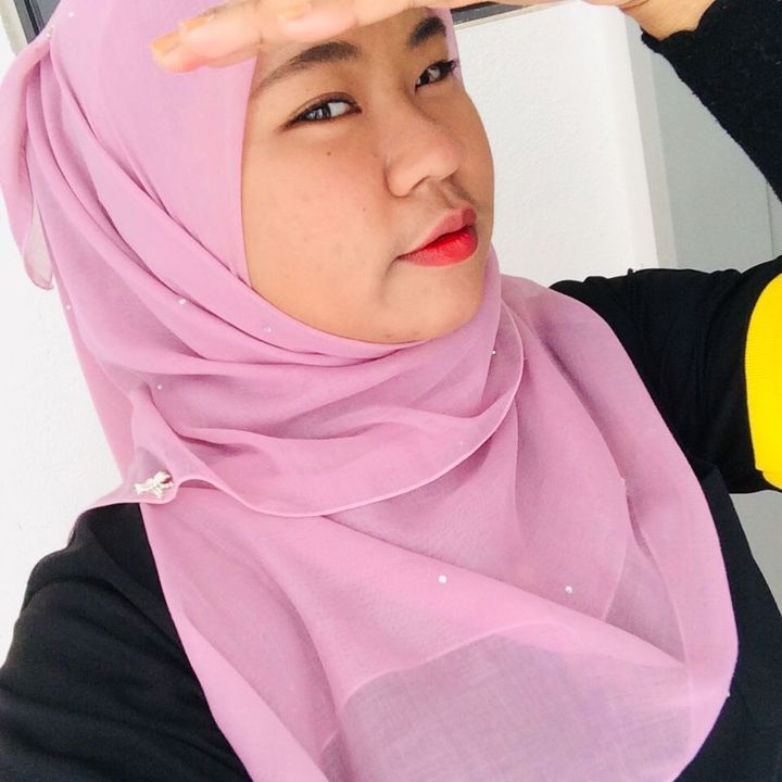 Profile Picture of LAILA PIRDAUS (@laila_sharif3) on Tiktok