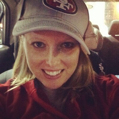 Profile Picture of Amber Decker (@aem1605) on Twitter