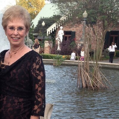Profile Picture of Evelyn Monk (@hemonk793) on Twitter