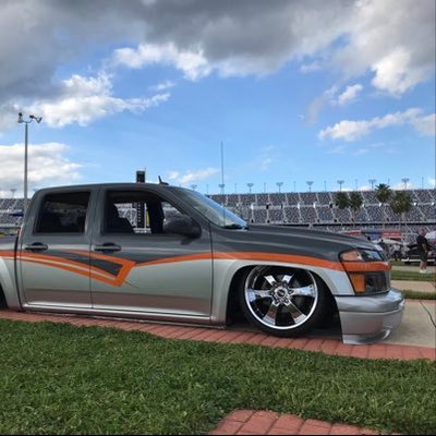 Profile Picture of Adam Tarbox (@Acro_Adam) on Twitter