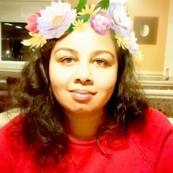 Profile Picture of Deepti Sood (@deeptisood890) on Poshmark