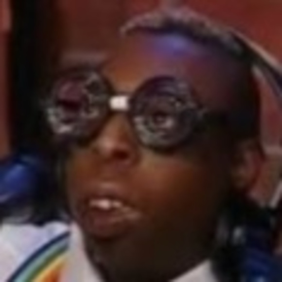 Profile Picture of Daniel Baysinger (@dbaysin) on Poshmark