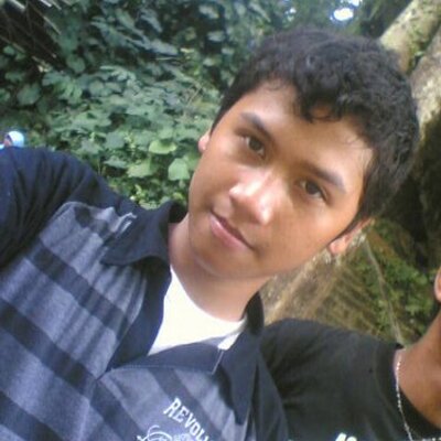 Profile Picture of AkoO Cii Putla Oshlo (@RreZzhaa) on Twitter