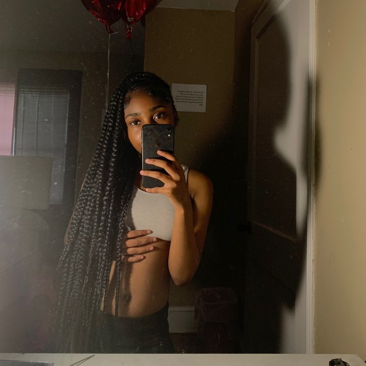 Profile Picture of charlesia (@chaarlesiaa) on Tiktok