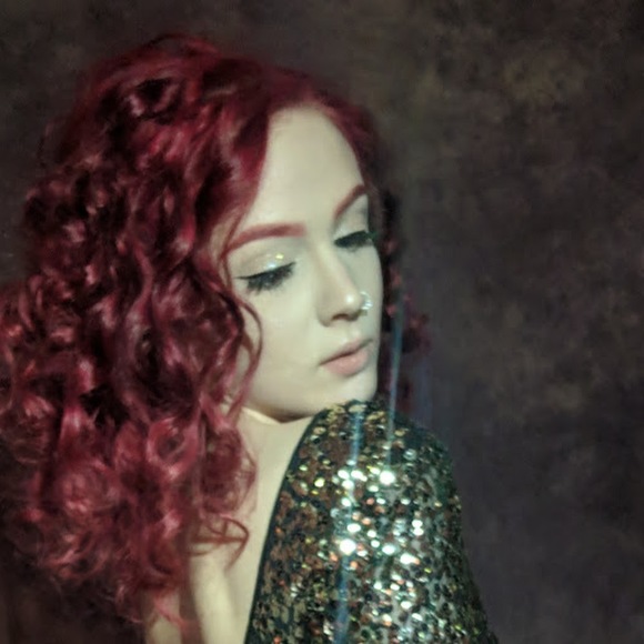 Profile Picture of Victoria Eberly (@vaceberly) on Poshmark