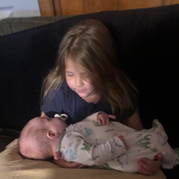 Profile Picture of Amanda Willis (@2018willis) on Poshmark