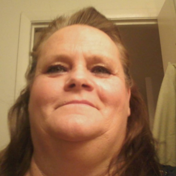 Shawna Snyder - Poshmark Profile Picture of Shawna Snyder (@shawna1025) on Poshmark