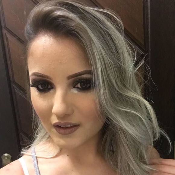 Profile Picture of Paola lorena Camargo (@lorenacamargo20) on Poshmark