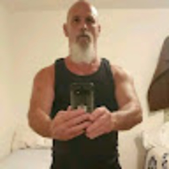 Profile Picture of Brian Godfrey (@godfreybr549) on Poshmark