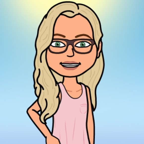 Profile Picture of Avery Bragg (@avery_2007) on Poshmark