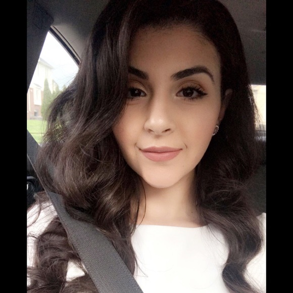 Profile Picture of Sarah Tawfiq (@sarahtawfiq13) on Poshmark