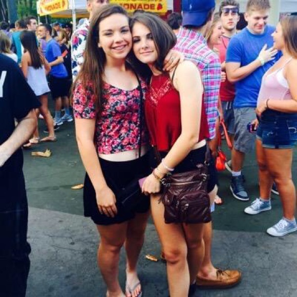 Profile Picture of Morgan Luibrand (@morganlui) on Poshmark